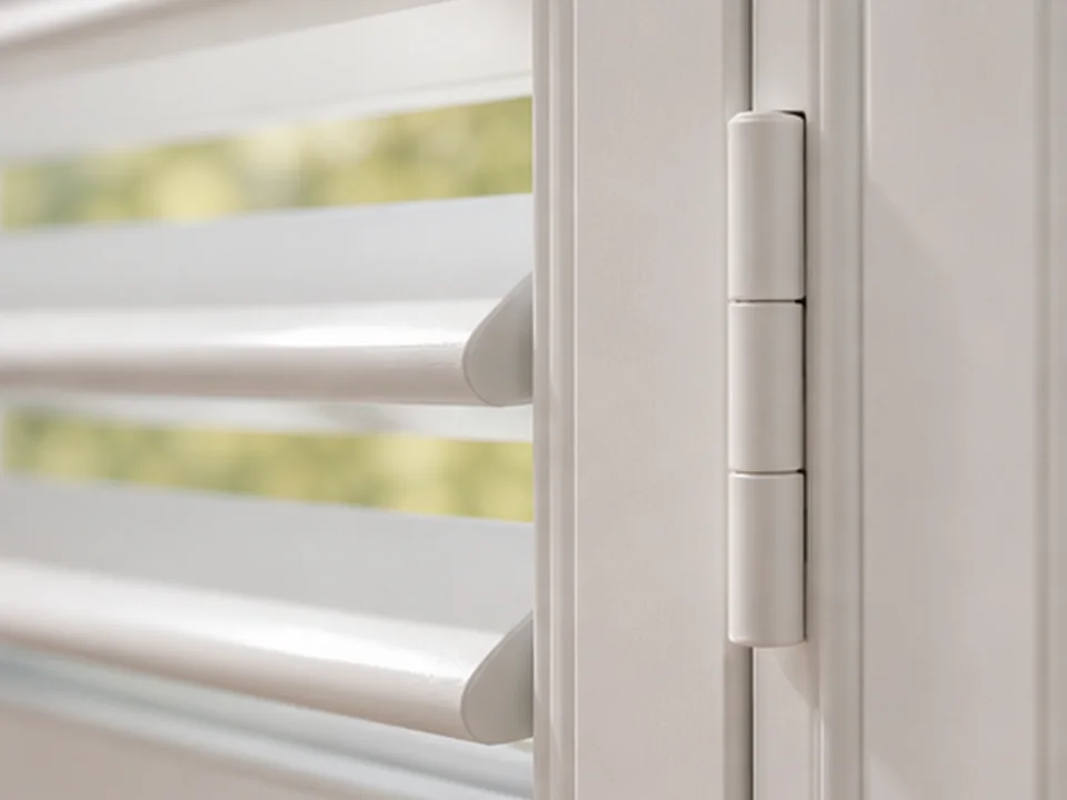 Window Treatment Cleaning for Interior Designers blind cleaning example